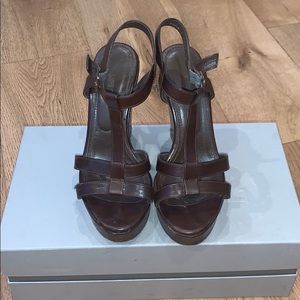Brown wedges